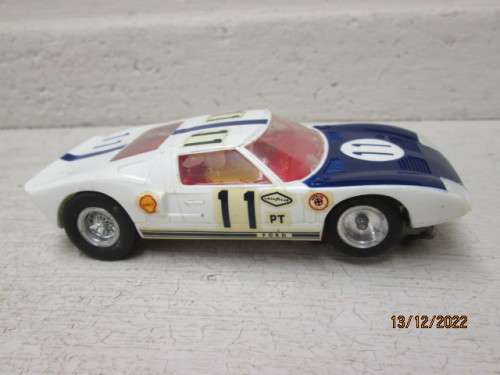 1:32 SCALE : MONOGRAM : FORD GT - BOXED