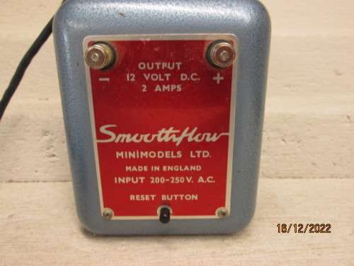 HO SCALE : SMOOTH FLOW TRANSFORMER  - BOXED