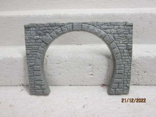 HO SCALE : FALLER : DOUBLE RAIL TUNNEL ENTRANCE