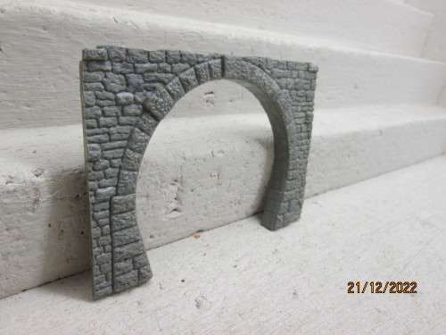 HO SCALE : FALLER : DOUBLE RAIL TUNNEL ENTRANCE