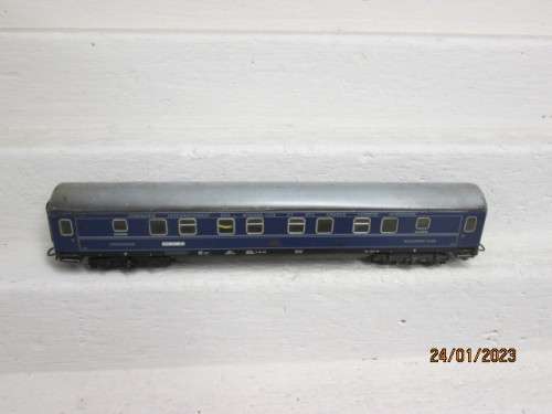 HO SCALE : MARKLIN : BLUE SLEEPING CAR COACH