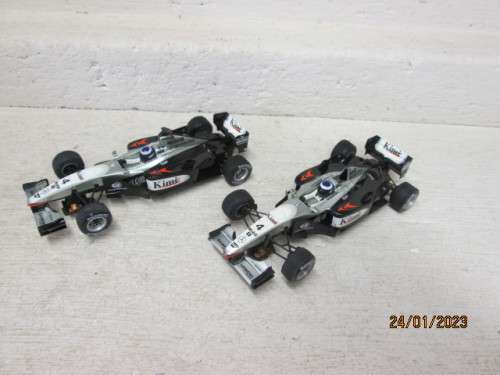 1:32 SCALE : SCX  FORMULA ONE SET - MCLAREN F1 - BOXED