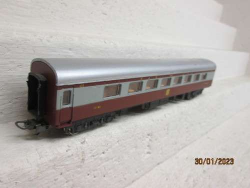 HO SCALE : LIMA : SAR - TRANSKAROO DINING CAR COACH - BOXED