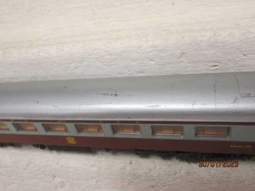 HO SCALE : LIMA : SAR - TRANSKAROO DINING CAR COACH - BOXED
