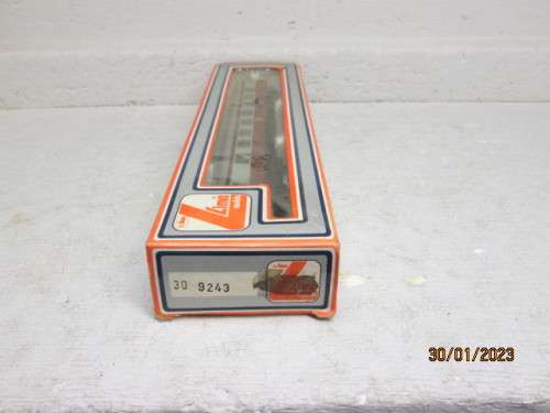 HO SCALE : LIMA : SAR - TRANSKAROO DINING CAR COACH - BOXED