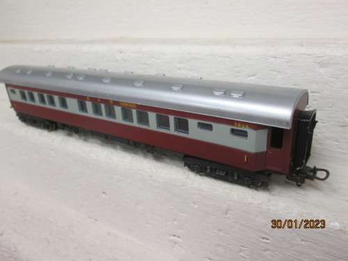 HO SCALE : LIMA : SAR - TRANSKAROO FIRST CLASS COACH - BOXED