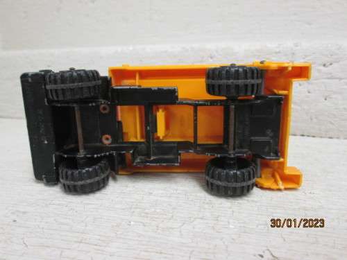 MATCHBOX : SUPERKINGS - BEDFORD CONTRACTORS TRUCK