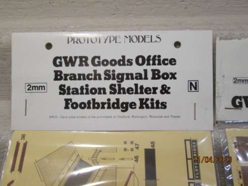N SCALE: PROTO TYPE MODELS: X2 PAPER KITS - BOXED