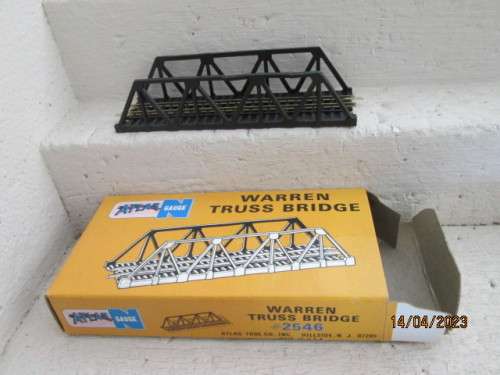 N SCALE : ATLAS : WARREN TRUSS BRIDGE - BOXED