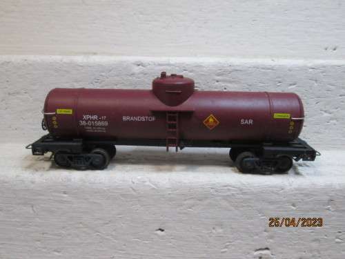 HO SCALE : FRATESCHI : SAR - XPHR PETROL TANKER