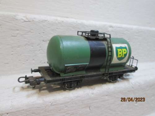 HO SCALE : LIMA : BP TANKER WAGON