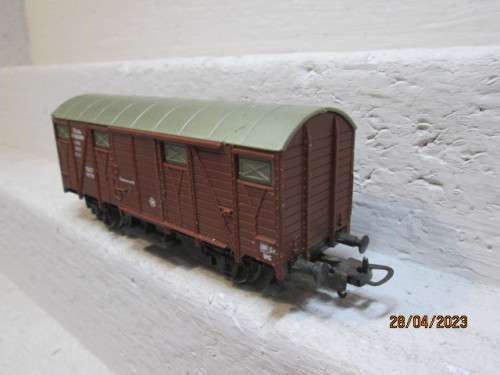 HO SCALE : LIMA : BOX CAR -  FS