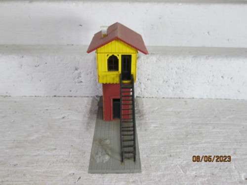 HO SCALE : CONTROL TOWER