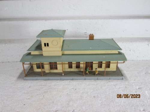 HO SCALE : STATION BUILDING