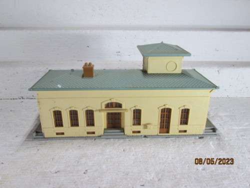 HO SCALE : STATION BUILDING