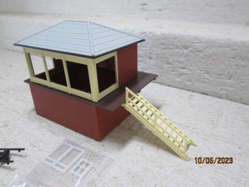 OO SCALE : SIGNAL CONTROL TOWER