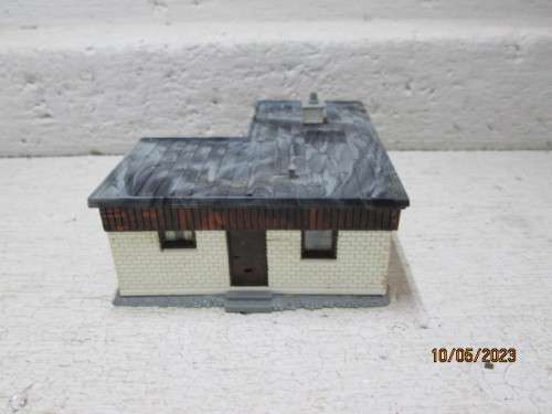 HO SCALE : HELJAN : BUILDING