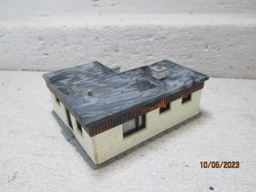 HO SCALE : HELJAN : BUILDING