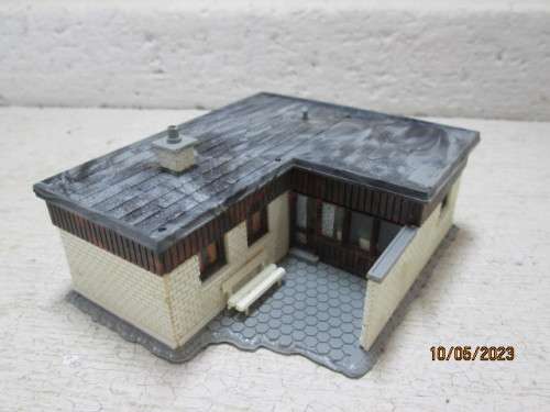 HO SCALE : HELJAN : BUILDING