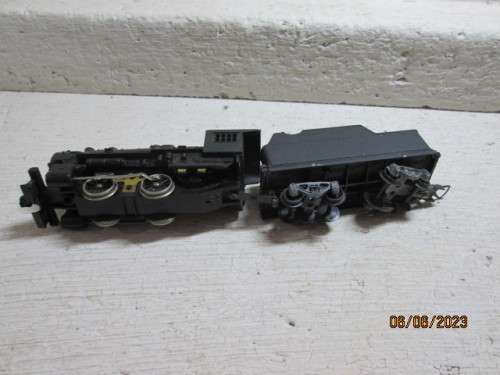 HO SCALE : LIMA : O-4-O STEAM LOCOMOTIVE
