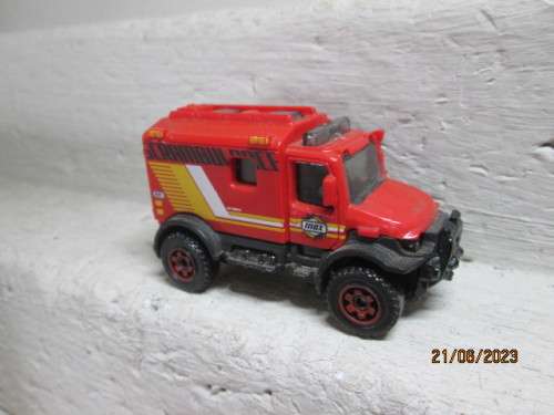 HO / OO SCALE : FIRE & RESCUE VEHICLE SET - X5