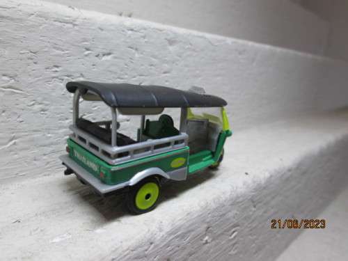 DIE CAST : MAJORETTE : TUK TUK TAXI MODEL