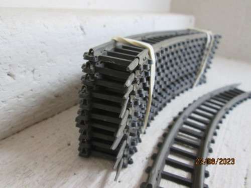 HO / OO SCALE : VERY OLD TRACK - X13 PIECES
