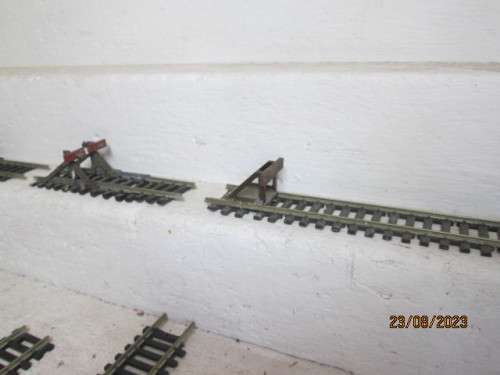 HO / OO SCALE : VARIOUS POINTS - X3