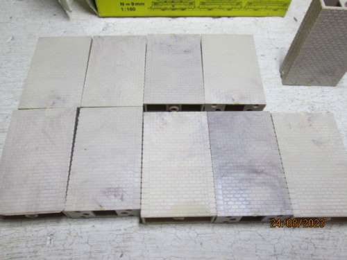 N SCALE : RAPIDO - BRIDGE SUPPORTS - X10 - BOXED - NO.632