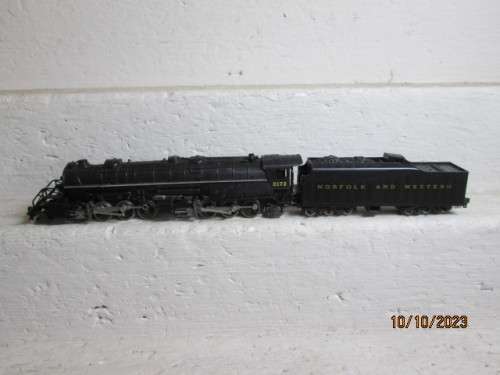 N SCALE : ROWA - 2-8-8-2 STEAM LOCOMOTIVE - BOXED