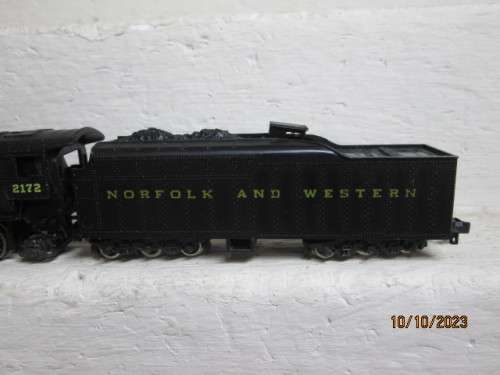 N SCALE : ROWA - 2-8-8-2 STEAM LOCOMOTIVE - BOXED