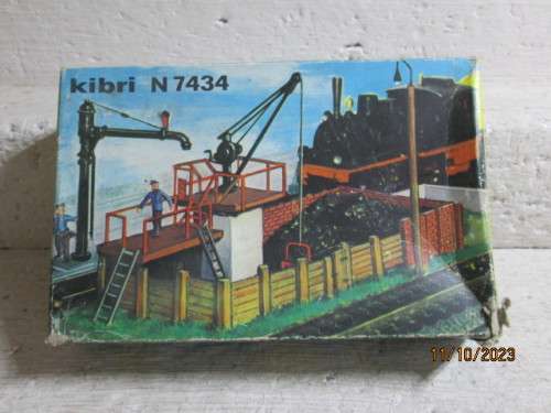 N SCALE : KIBRI - CRANE & ACCESSSORIES FOR COAL YARD - KIT - BOXED