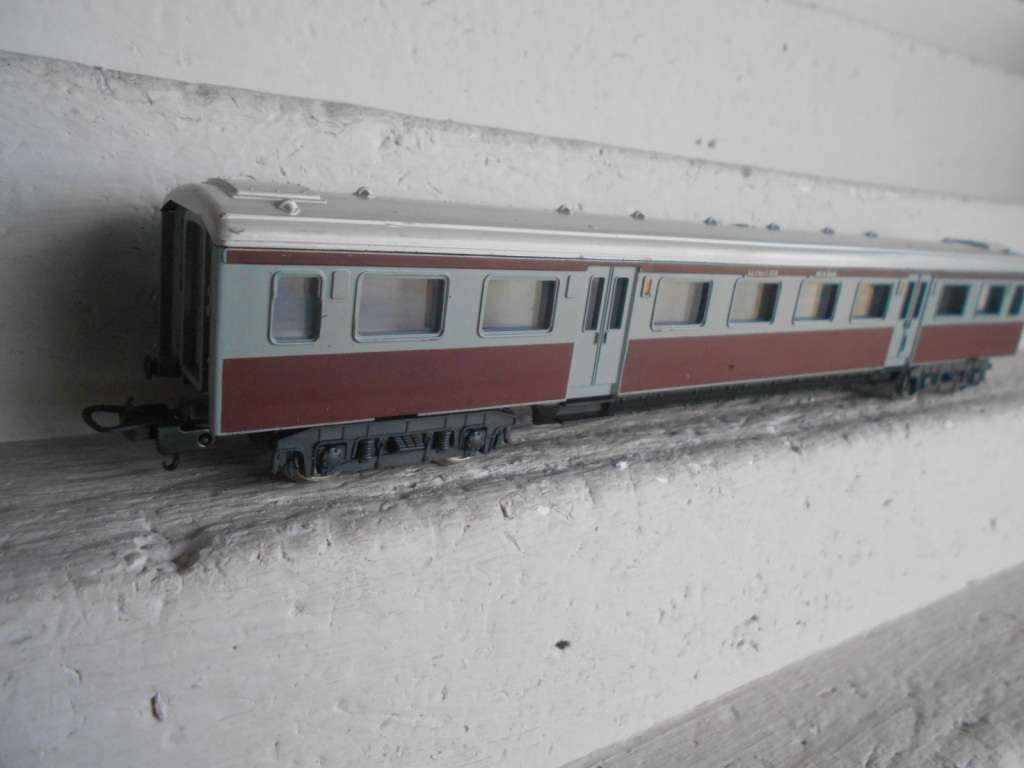 HO SCALE - LIMA - SAR - PRETORIA FIRST CLASS COACH