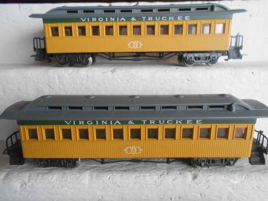 HO SCALE - RIVEROSSI - VIRGINIA & TRUCKEE - COACHES - X3