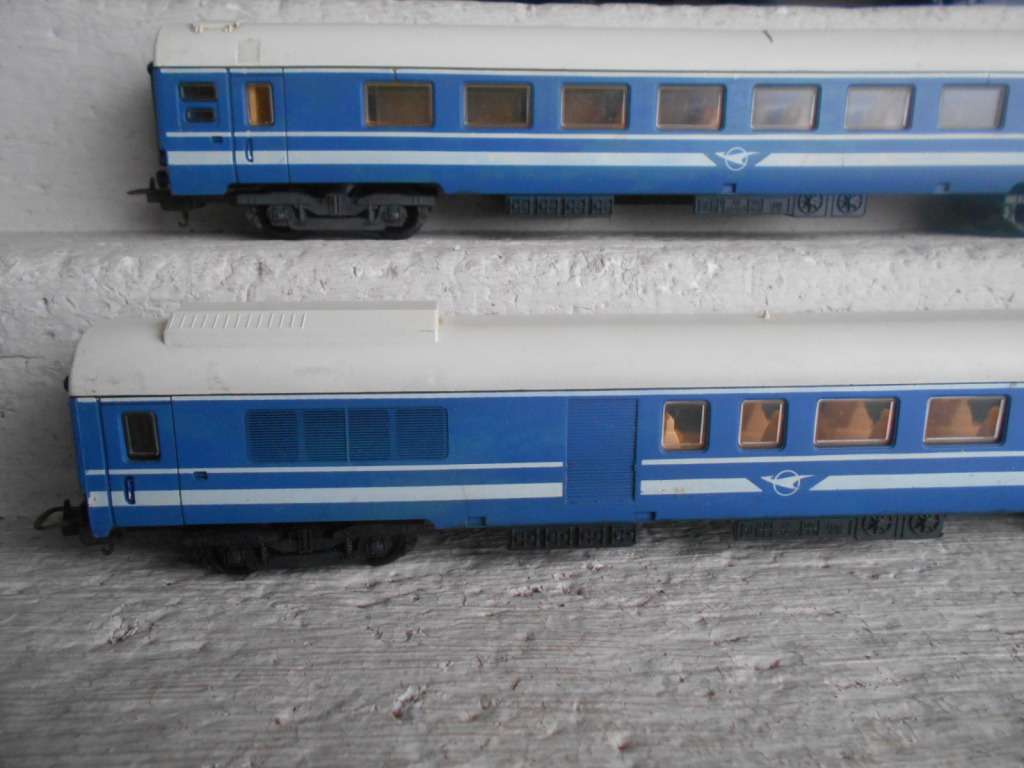 HO SCALE - LIMA - SAR - BLUE TRAIN COACHES - X3 (RARE TYPE)