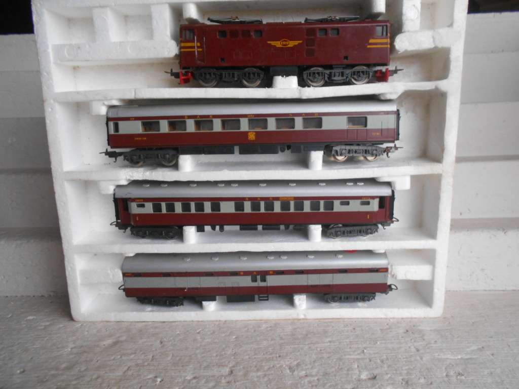 HO SCALE - LIMA - SAR - TRANSKAROO SET - BOXED