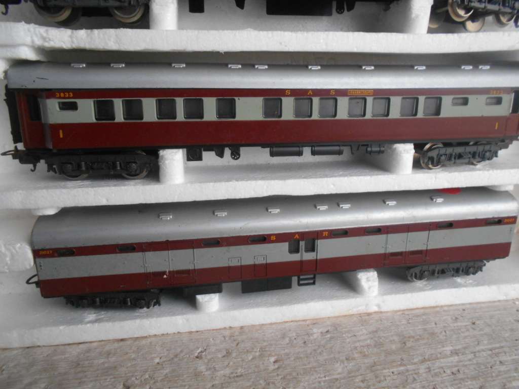 HO SCALE - LIMA - SAR - TRANSKAROO SET - BOXED