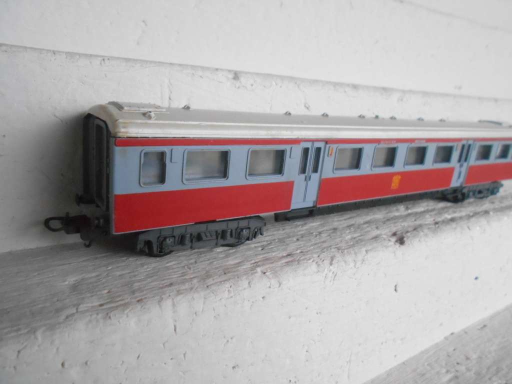 HO SCALE - LIMA - SAR - PRETORIA FIRST CLASS COACH