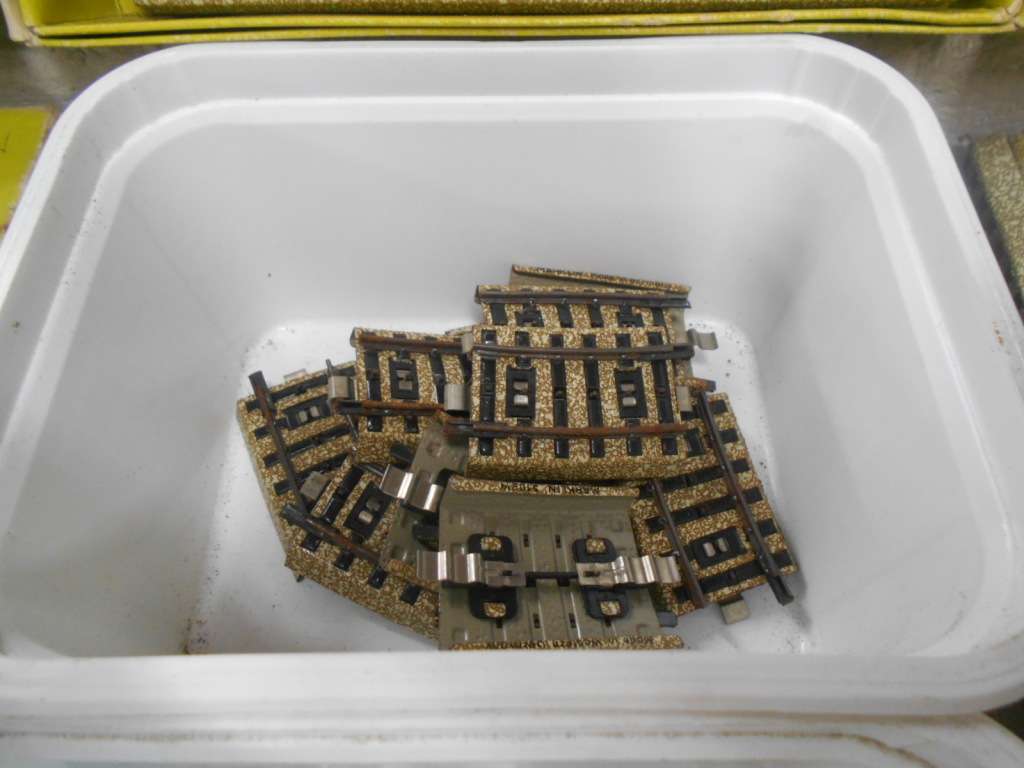 HO SCALE - MARKLIN - M-TRACK - LARGE AMOUNT - X117 PIECES