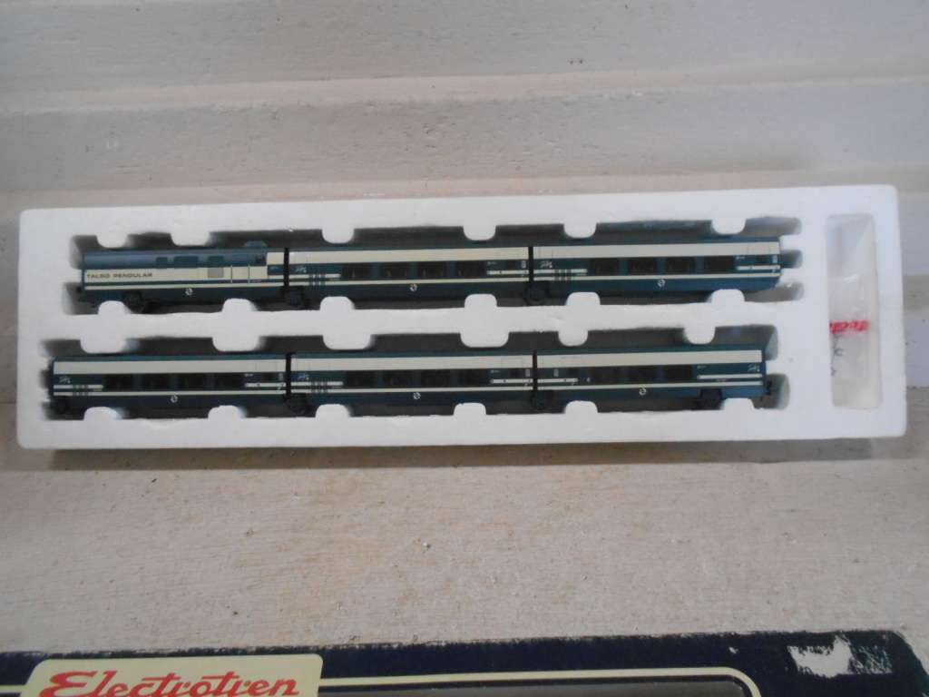 HO SCALE - ELECTROTREN - TALGO PASSENGER SET - BOXED