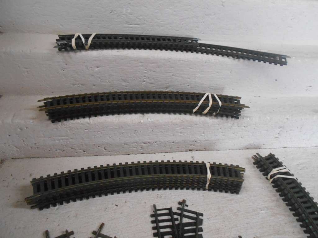 HO / OO SCALE - VARIOUS TRACK - X18 PIECES