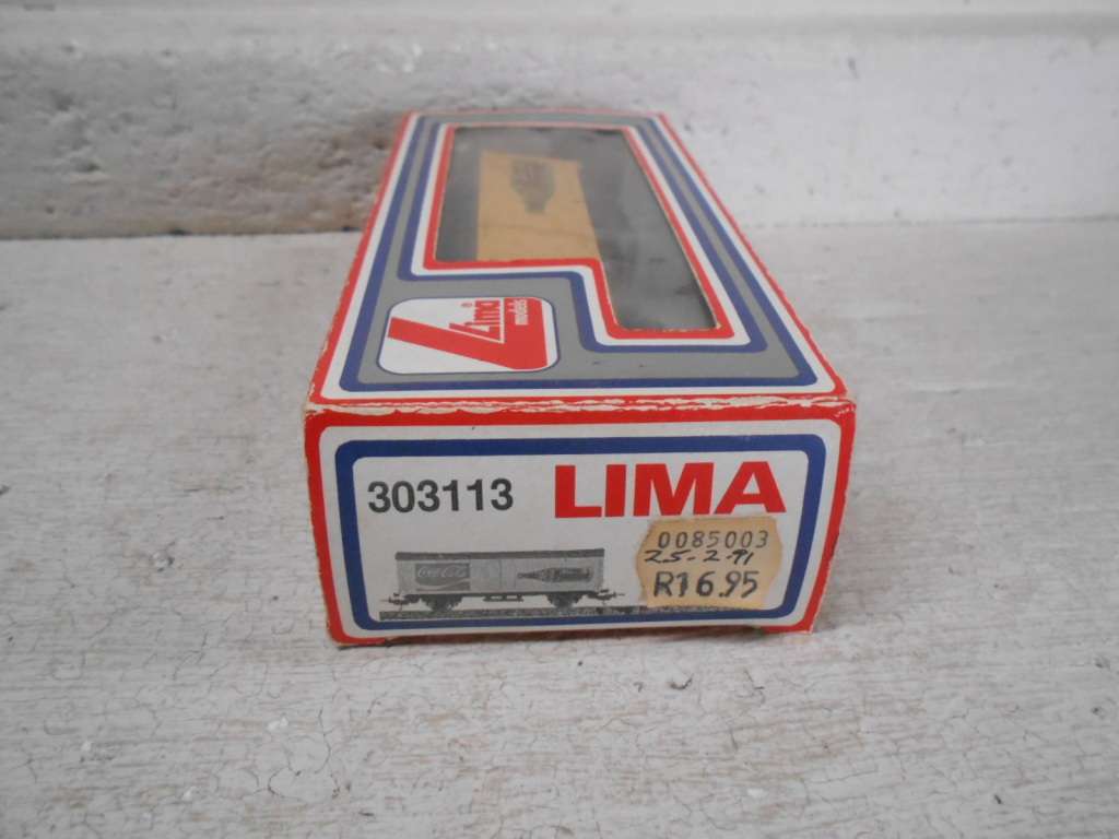 HO SCALE - LIMA - COKE BOX CAR - BOXED