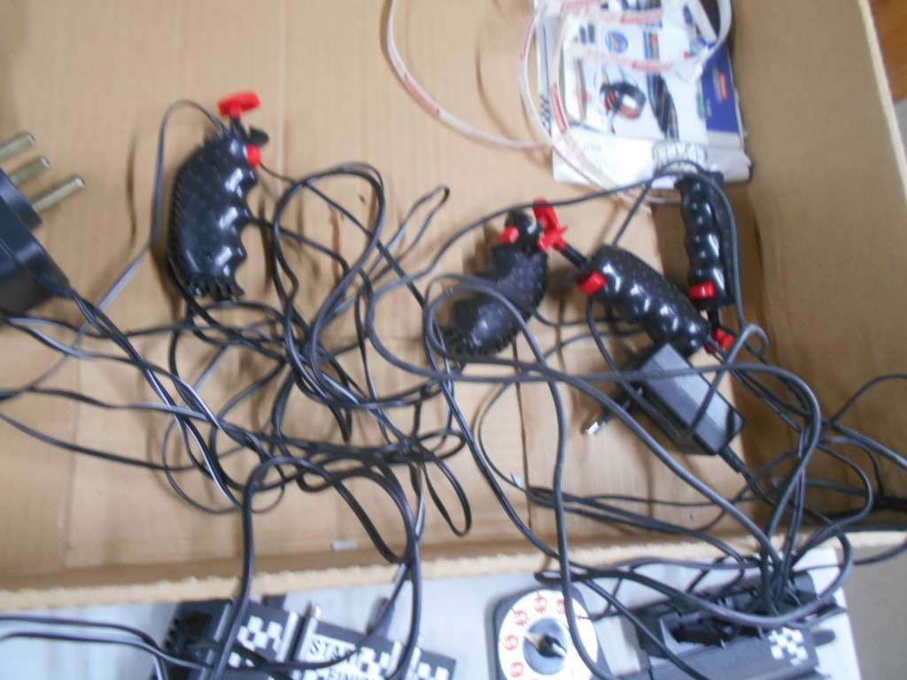 1:43 SCALE - CARRERA - FORMULA 1 SET - X4 CARS - BOXED