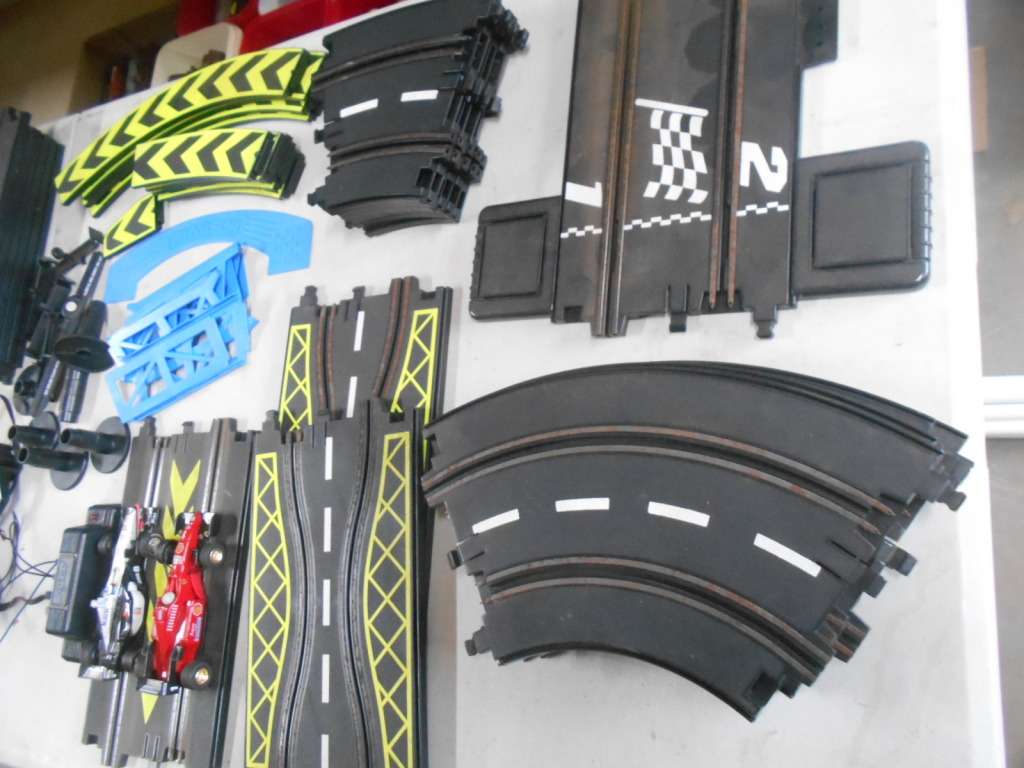 1:32 SCALE - ARTIN - FORMULA 1 - SET -