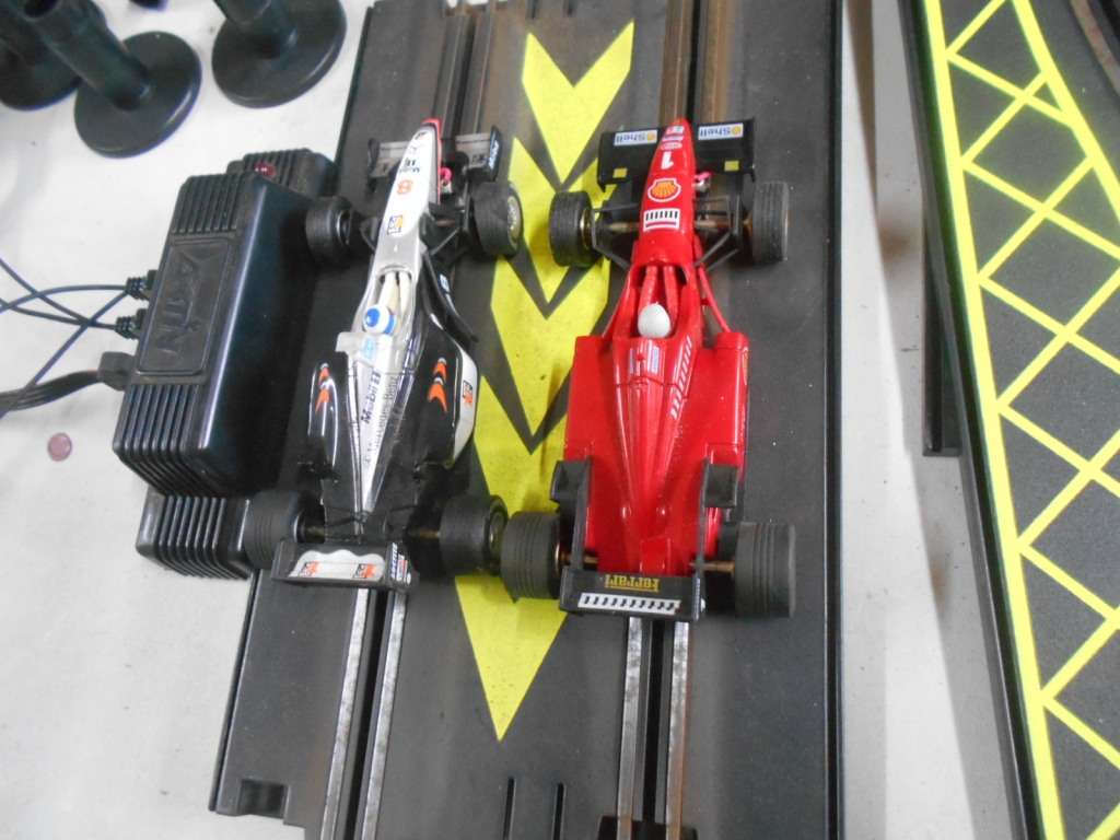 1:32 SCALE - ARTIN - FORMULA 1 - SET -