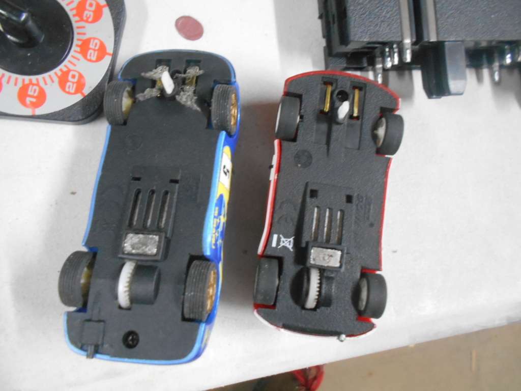 1:43 SCALE - CARRERA - RALLY SET - X2  CARS - BOXED