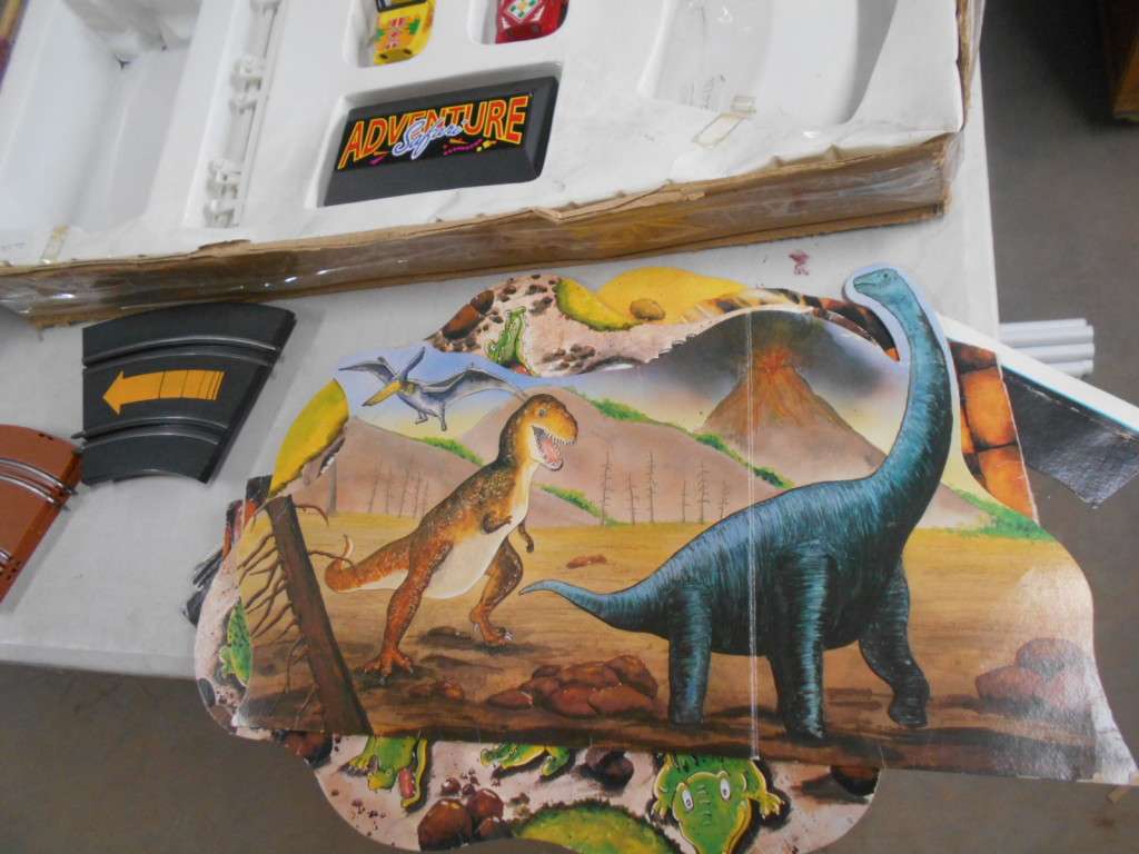 1:43 SCALE - SLOT RACE ADVENTURE SET - BOXED