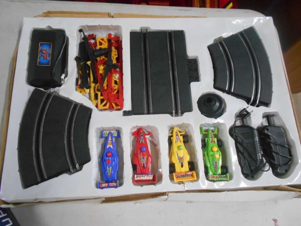1:43 SCALE - POWER - FORMULA 1 SET - BOXED