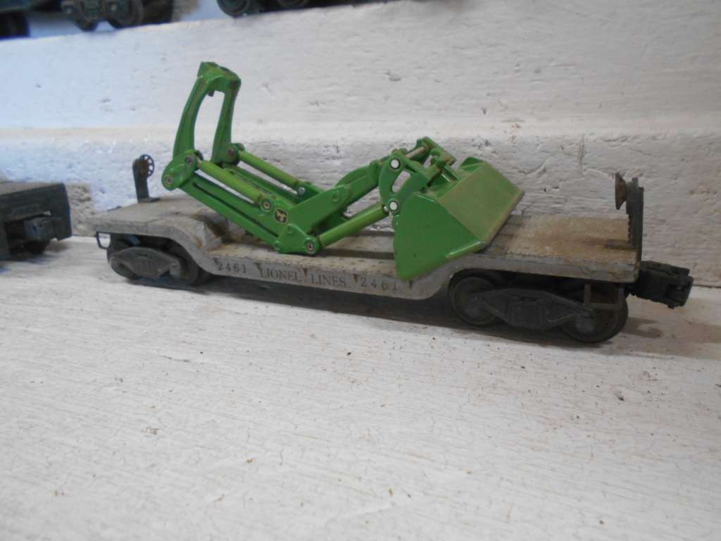 O SCALE - LIONEL LINES - GOODS WAGONS - X5 + SPARES