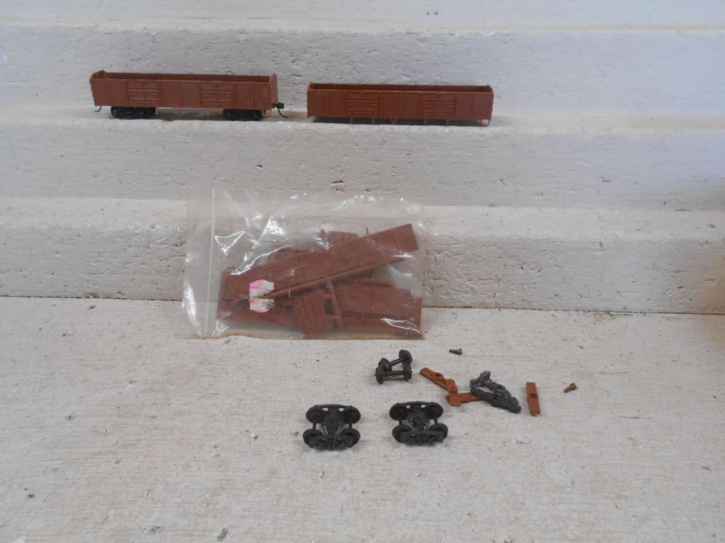 HO SCALE - SAR - B-WAGON -X3